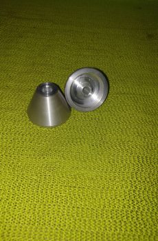 Cônes de roues avant