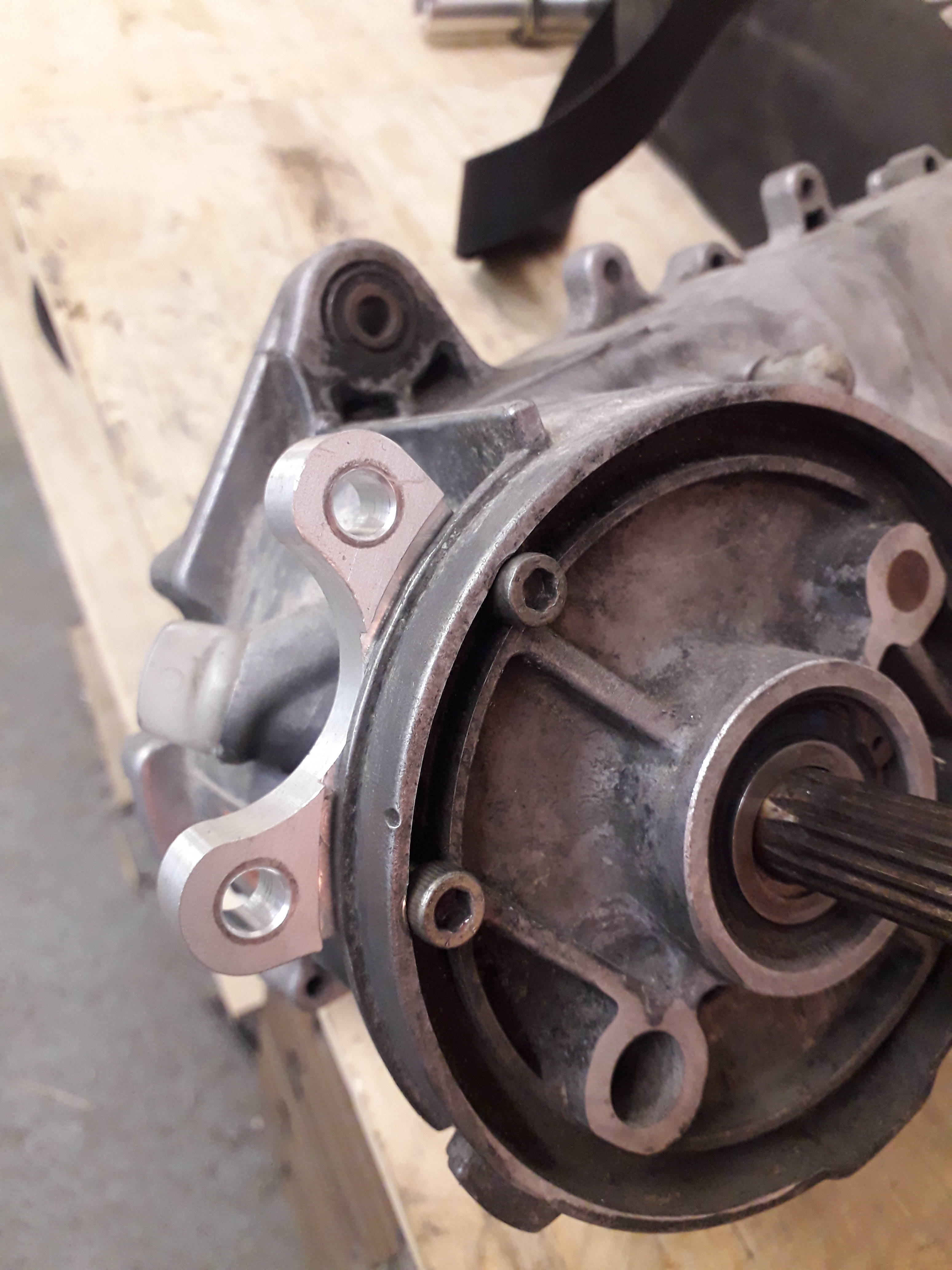 Patte de déport arrière booster – Image 2