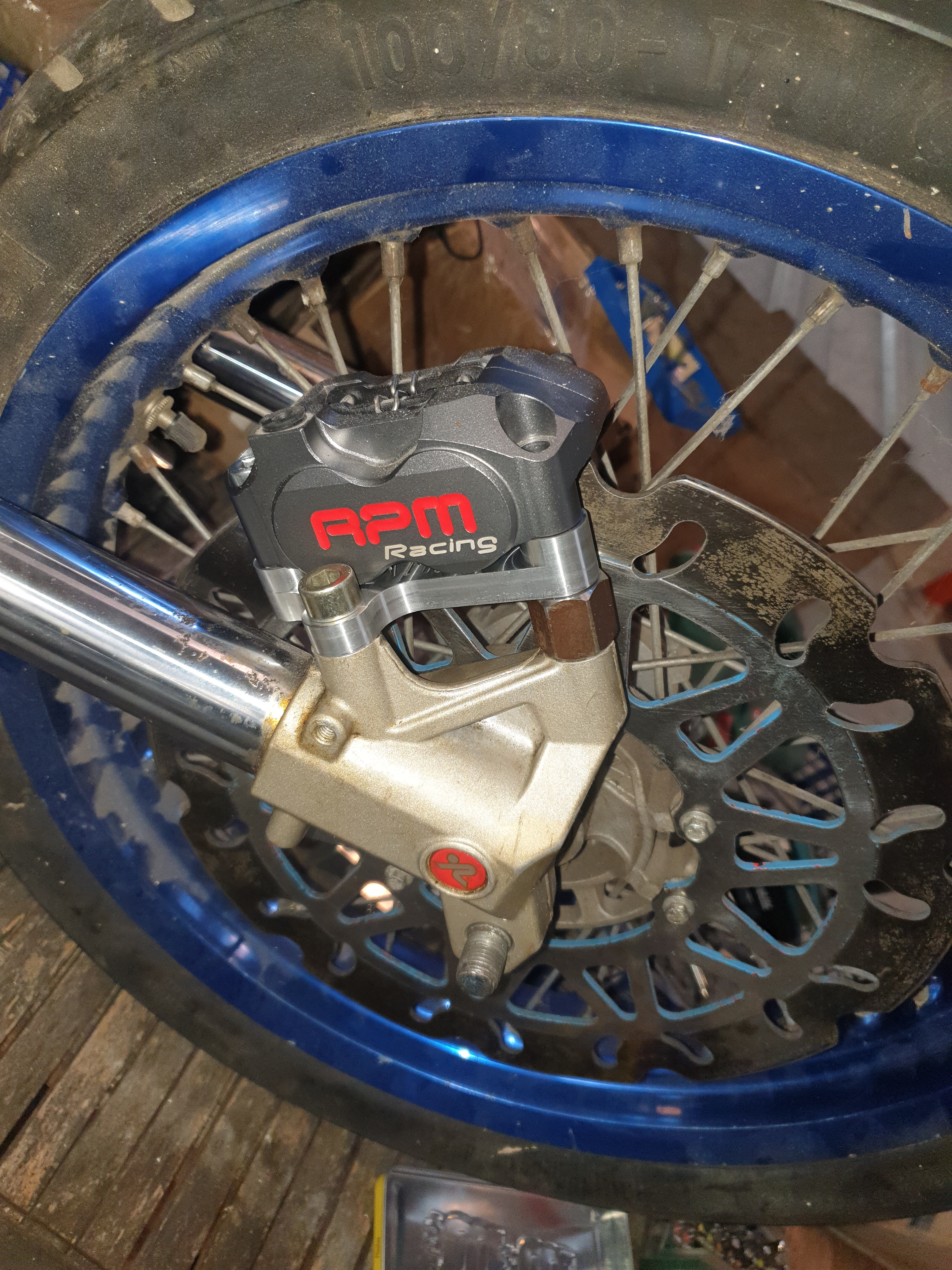 Patte de déport Drd pro R, étrier radial 82mm – Image 2