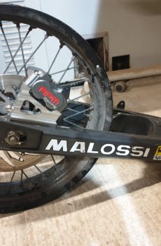 Patte de déport arrière radial Derbi drd Pro