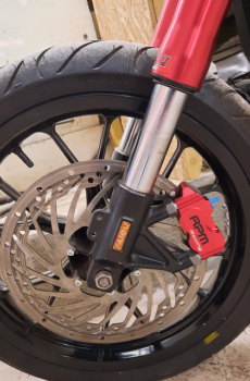 Patte de déport avant Derbi Gpr radial